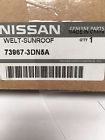 739673dn5a Nissan Oem Sunroof-welt