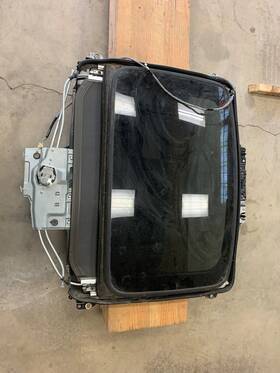 70200-s6m-a01 Acura 02-06 Rsx Sunroof Assy Used