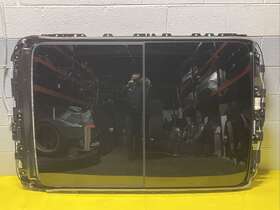 4m0877041g Audi Oem 2017-2023 Q7 Panoramic Sunroof Sun Roof Glass Motors Shade Note