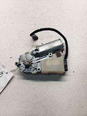 628.au1t00 Audi A8 2000 Roof Motor 1478518