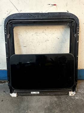 8e0877255b Audi 2005-2008 A4 Sedan Complete Sunroof Assembly Oem