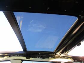 Audi 989 714 763 2007-2015 Q7 4l Suv Panoramic Sliding Roof Sunroof Frame And Middle Glass
