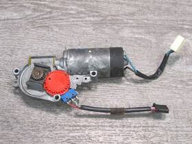 402763121 Bmw 80-89 E24 6-series Sunroof Moon Roof Motor Drive Unit Oem