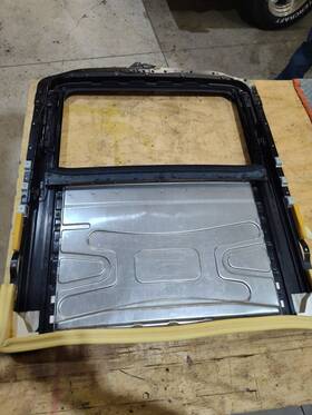 54137053421 Bmw Oem E46 99-03 Coupe Sunroof Moonroof Frame Panel Cassette