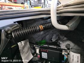 640.bm1x15 Bmw 750i 2015 Lid Motor Pull Down 6500070 640.bm1x15 Bmw 750i 2015 Lid Motor Pull Down 6500070