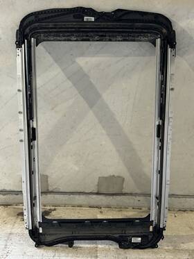 8064677 Bmw 2016-2022 F48 X1 Panoramic Sunroof Moonroof Cover Frame No Glass Oem