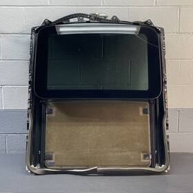 8065030 Bmw 2017 - 2020 530i G30 Sunroof Moonroof Frame With Glass Assembly Oem