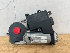 8380136 Bmw 95-01 740i 740il E38 Sun Roof Motor Oem 8380136 Bmw 95-01 740i 740il E38 Sun Roof Motor Oem