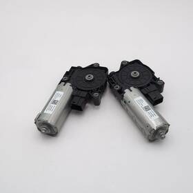 Bmw 9929003933 2024 2025 530i 549i I5 X2 Top Upper Sunroof Window Motor Sun Roof Set