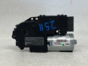 10021444d Cadillac 2017-2021 Xt5 Upper Right Sunroof Power Window Glass Motor Oem Lot2511