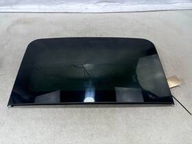 84339532 Cadillac 2020 - 2024 Ct5 Genuine Green Tint Glass Panel Sunroof Oem