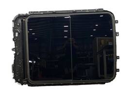 84854200 Cadillac 2021-2022 Escalade Esv Sunroof Moon Roof Glass With Track &shade Assembly