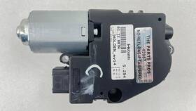 6112887a Chevrolet 14-17 Chevy Ss Sedan Front Sunroof Sun Roof Glass Motor Oem