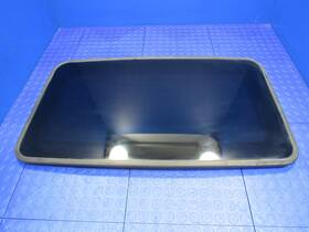 25917736 Chevrolet Gmc Gm Isuzu Buick Oldsmobile 97-09 Envoy Trailblazer S10 Sunroof Moonroof Sun Moon Roof Glass Panel 2238