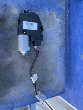 2912435 Dodge 2007 2008 2009 2010 2011 Jeep Liberty Oem Sunroof Sun Roof Motor Actuator