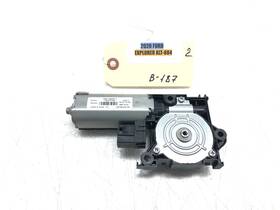 1999-1050027c Ford 2020-2023 Explorer Sunroof Moonroof Window Glass Motor Oem