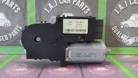 Ford Cj5t15b689ac 2013 2014 2015 2016 2017 Escape Sunroof /moonroof Motor Cj5t-15b689-ac Oem