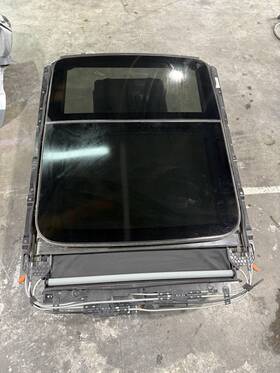 Lb5b-15b639 Ford 2020-24 Explorer Top Panoramic Sunroof Assy With Glass Frame Motor And Shahde
