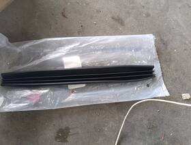 Ml3z-16500a66-b Ford Genuine Side Shield