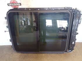288.gm6523 Gm Sunroof Assembly From 2023 Cadillac Escalade Esv Genuine Oem 10844030