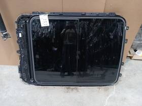288.gm9525 Gmc Roof Glass For 2025 Yukon Xl 1500 3109405