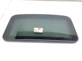 83067 Gmc 2015-2020 Yukon Cadillac Escalade Sunroof Moonroof Window Glass Panel Oem 83067 Gmc 2015-2020 Yukon Cadillac Escalade Sunroof Moonroof Window Glass Panel Oem
