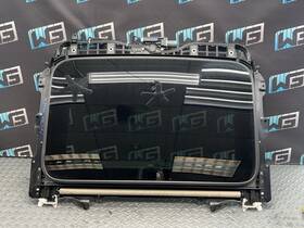 84619409 Gmc Oem 2017-2023 Acadia Complete Roof Glass Assembly 2799278