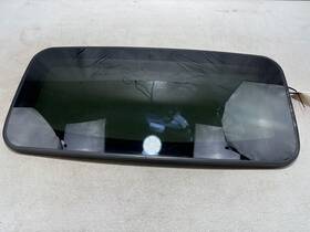 170830620108a13 Honda 2007-2012 Genuine Front Upper Pilkington Glass Sunroof Oem