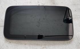 70200-t2f-a02 Honda 2013-2017 Accord 4 Door Sedan Sun Roof Sunroof Window Glass Oem