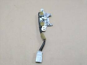 A5313 Honda 2006 Pilot Sunroof Sun Roof Tilter Switch Door Opener Oem