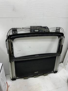 V22640293 Honda 2013 Pilot Sunroof ##