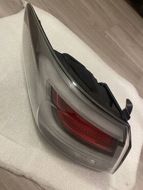 92401-e6120 Hyundai Pair Left&right Outer Tail Lightbrake For Sonata Hybrid 2017 With Bulb
