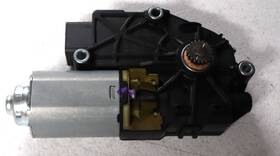 Hyundai F81671-3s200 Oem 2014 Sonata Hybrid 2.4l Sun Roof Motor Glass Assembly
