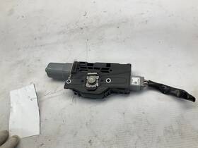 628.in1v17 Infiniti 17-22 Q60 2.0l Sunroof Sun Roof Motor T 628.in1v17 Infiniti 17-22 Q60 2.0l Sunroof Sun Roof Motor T