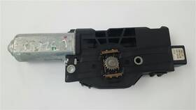 Rk0-551 Infiniti Sunroof Motor Webasto Oem 2014 14 Qx80 P/n Rk0-551 Infiniti Sunroof Motor Webasto Oem 2014 14 Qx80 P/n