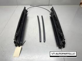 10027368 Jaguar 2017 - 2019 Xe Sunroof Roof Frame Track Sun Shade Pair Oem