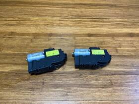 Jaguar T4a17598 2017-2025 F-pace X761 Panoramic Sunroof Window Drive Motor Set Of 2 Oem