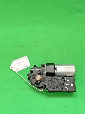 68227300ab Jeep 2011-2021 Grand Cherokee Sunroof Motor Oem