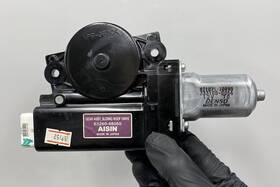 471071-10490 Lexus 2004-2009 Rx330 Rx350 Rx400h Sunroof Sliding Sun Roof Motor Drive Gear Oem