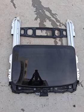 Lexus 6320076030a1 2019-24 Ux250h Ux200 Sun Roof Moon Window Glass And Motor Rails Oem