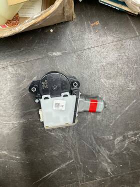 471701-10110 Lexus 63260-30190 Gs350 Gs-f Gx460 2013-2018 Sunroof Motor Oem