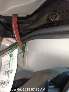 Lexus 640.le1113 Rx350 2013 Lid Motor Pull Down 7608836