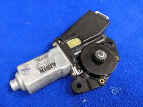 89721-60050 Lexus Warranty Lx470 Sunroof Motor Mechanism 2003-2007 Oem