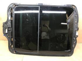 06701406820 Maserati Mint 2017-2022 Levante M161 Panorama Sunroof Black Oem 670171954