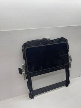 Oem61 Maserati 14-17 Ghibli Panoramic Sun Roof Sunroof Sliding Frame Rail