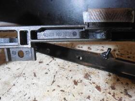 2117800212 Mercedes 03-06 W211 W220 S55 Right Sunroof Drip Rail Mount Bracket
