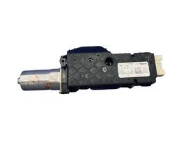 1679066407 Mercedes-benz 2021 2022 2023 250glb Front Sunroof Sun Shade Window Motor