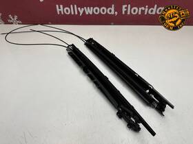 1777801600 Mercedes-benz 2019-2022 A A220 A35 Panoramic Sunroof Track Guide Rail W Cables Oe 12k 1777801600 Mercedes-benz 2019-2022 A A220 A35 Panoramic Sunroof Track Guide Rail W Cables Oe 12k