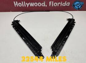 Mercedes-benz 2067803400 2022-2026 C Class W206 Panoramic Sunroof Track Guide Rail With Cables Oem