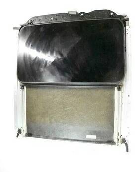 2187800044 Mercedes-benz 12-18 W218 Cls550 Cls63 Amg Sunroof Sun Roof Glass Frame Track Oem